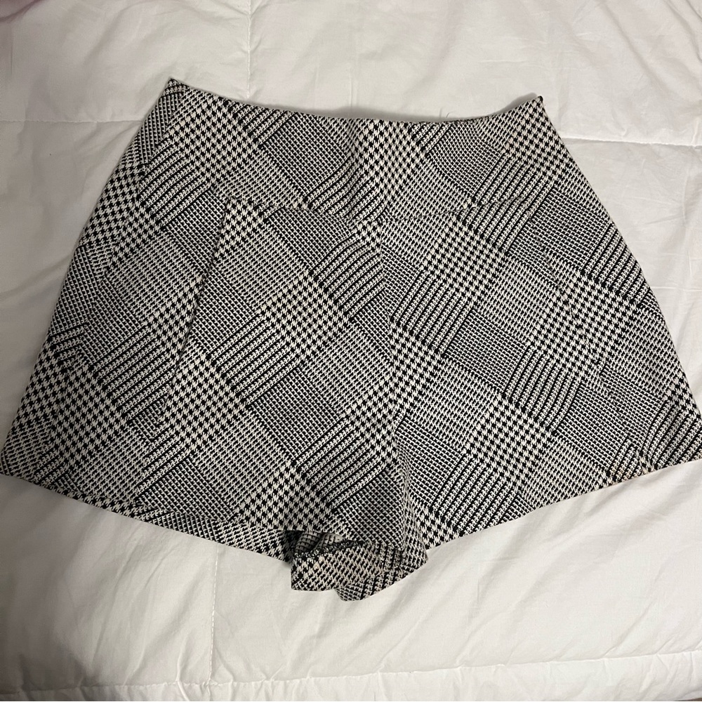 Zara Houndstooth Shorts
